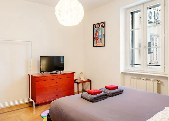 The Heart Of Piazza Unita Apartamento Trieste
